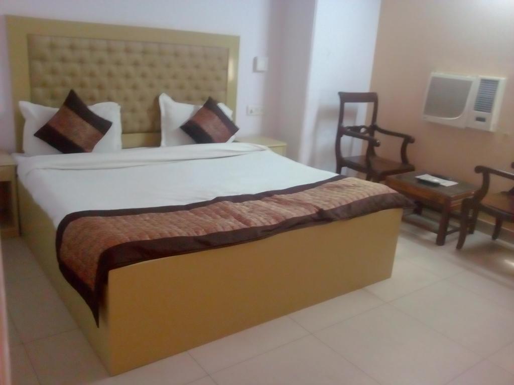 Hotel O Hotel Landmark Inn Delhi  Exteriör bild